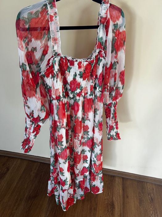 Rochie delicată mărimea M