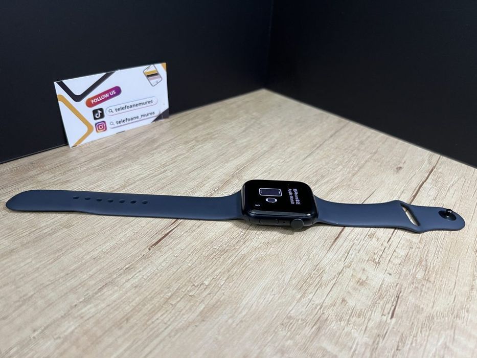 Apple Watch SE 3 44mm Midnight Second-Hand Foarte Bun 2 ani garanție,