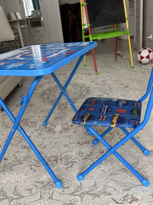 Парта детская, стол стулья