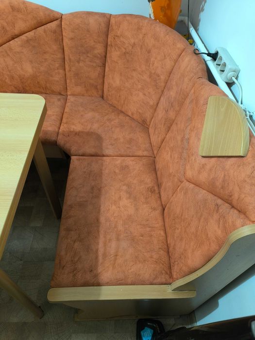 Set coltar Meran Elvila cu masa si scaune