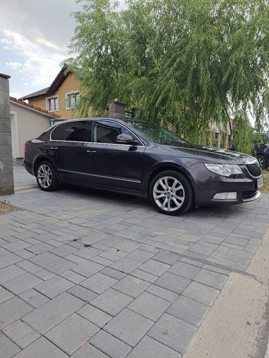 Vând Skoda Superb 2// 2.0 TDI 170 HP