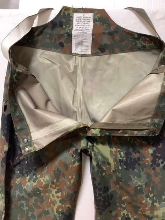 Pantaloni camo marime 52-54