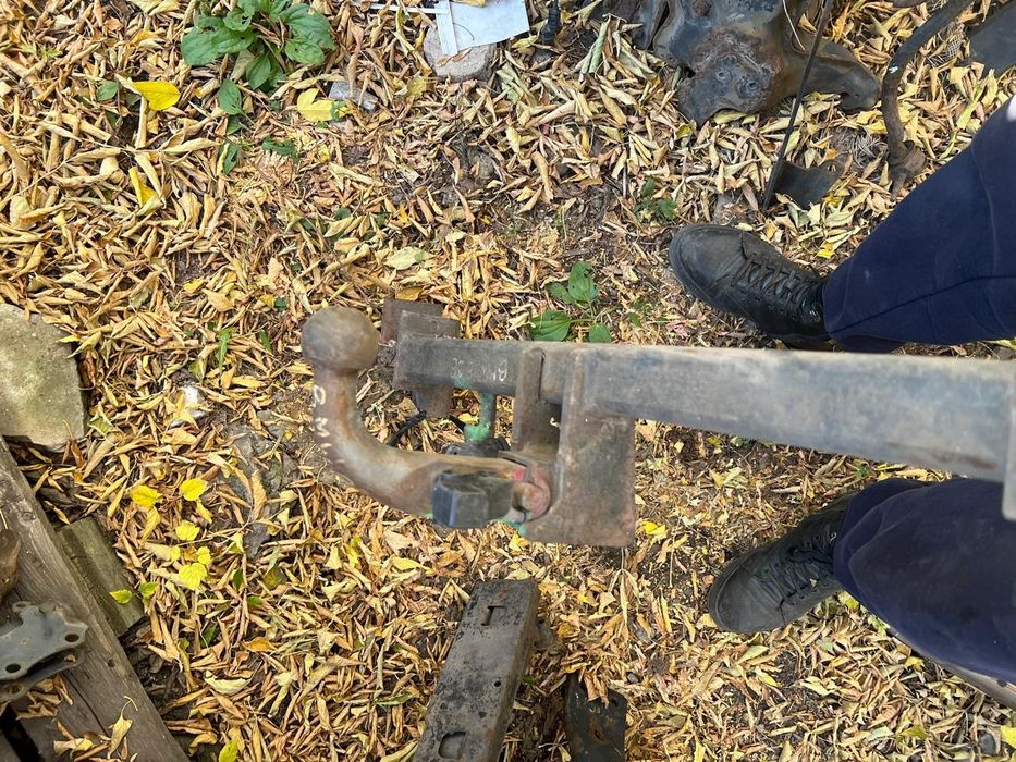 Фаркопы на Ауди БМВ Мерседес