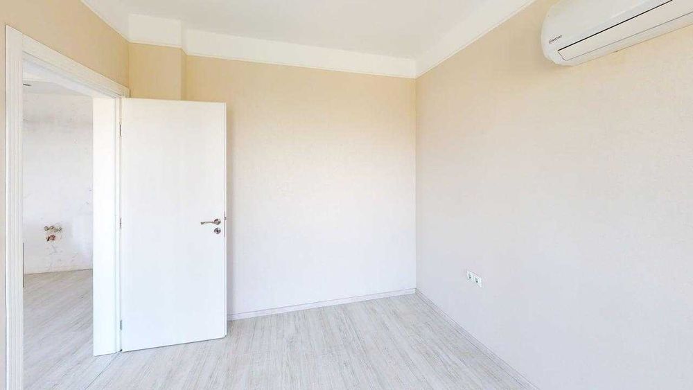 Продава се Тристаен апартамент в к.к. Слънчев бряг - 57 кв.м за 1402 €/кв.м - Снимка #6