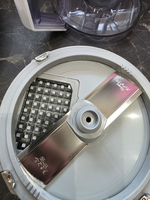 Кухненски робот Bosch Multitalent 8