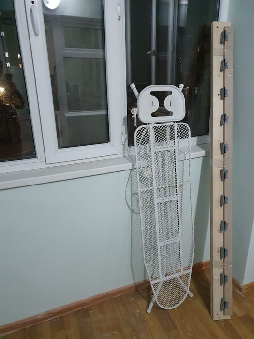 Отдаю даром краски и прочее