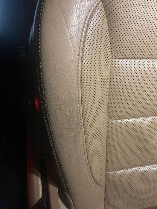 Revopsire piele Auto