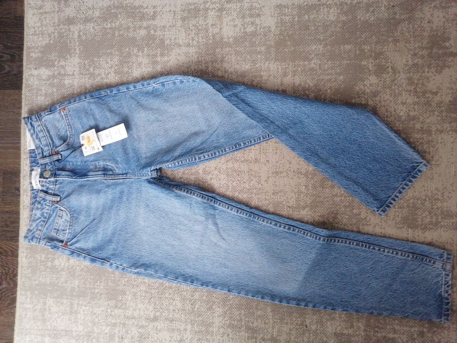 Blugi zara mărimea xs nr 32