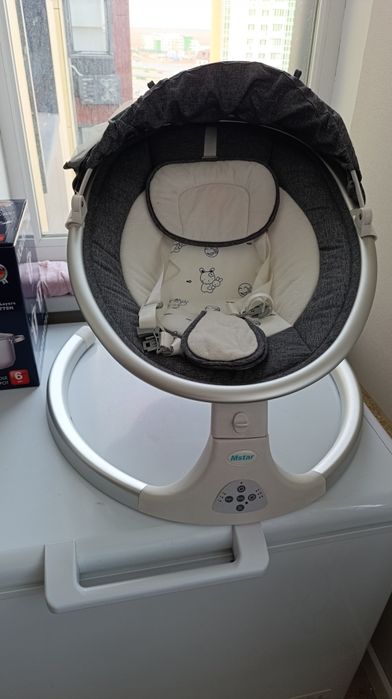 Продам шезлонг для детей