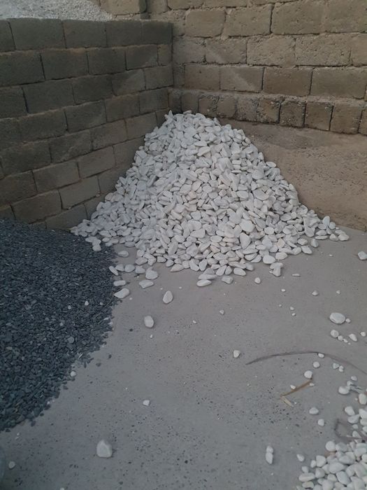 Белый декоративни галка камен