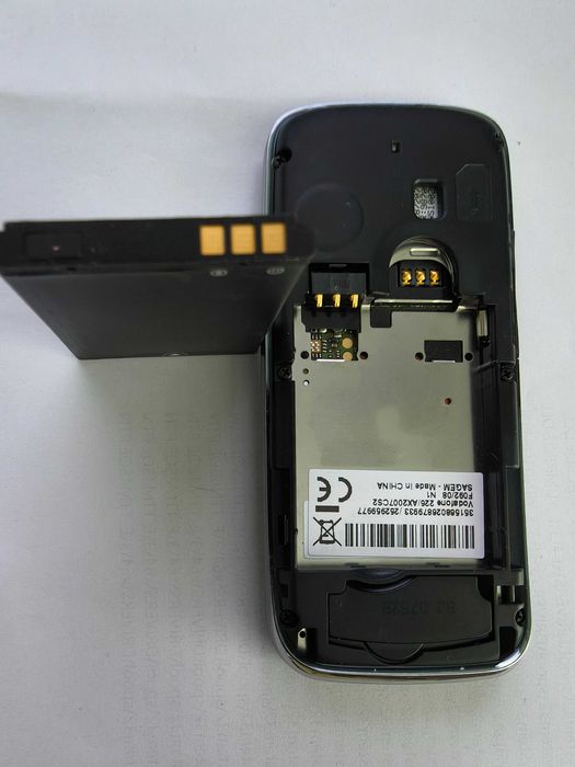 Telefon mobil GSM Vodafone 226 Sagem. Fără încărcător.