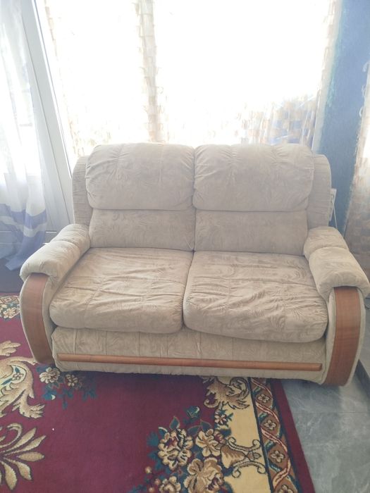 Продам раскладные диван и кресло