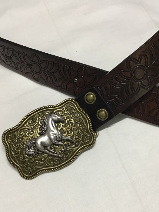 Curea  evenimente barbati