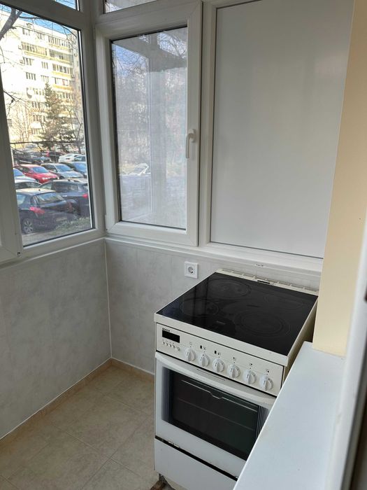 Дава се под наем Тристаен апартамент в Варна, Цветен квартал - 77 кв.м за 459 € - Снимка #3