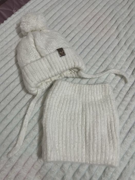 Продам шапку и снуд для девочки