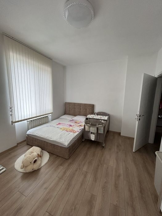 Тристаен непреходен апартамент Перник кв Твърди ливади