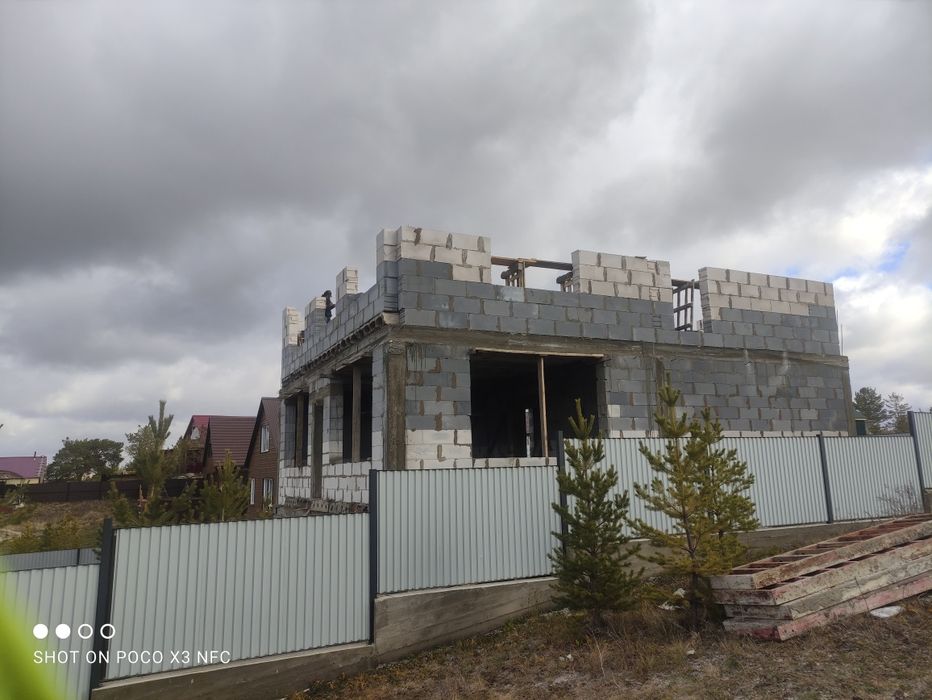 Продам дом не достроенный