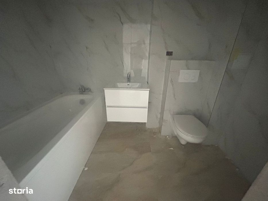 Apartament 3 camere decomandat, 35mp curte proprie, metrou Berceni