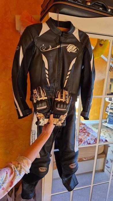 Costum moto damă cu protecție pro biker