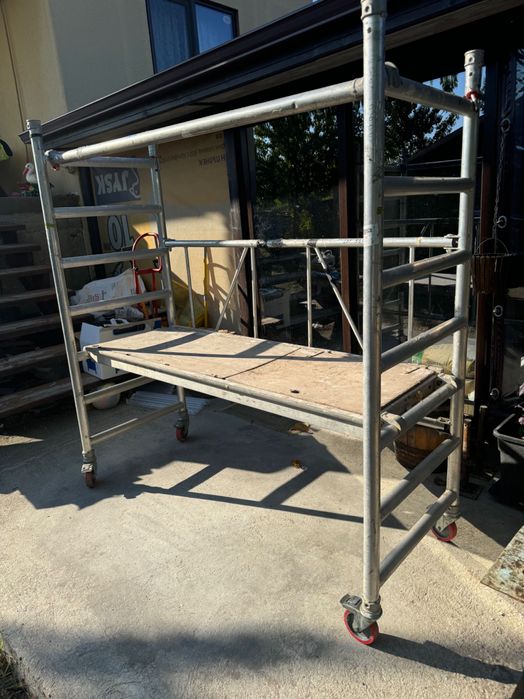 Мобилно сгъваемо скеле