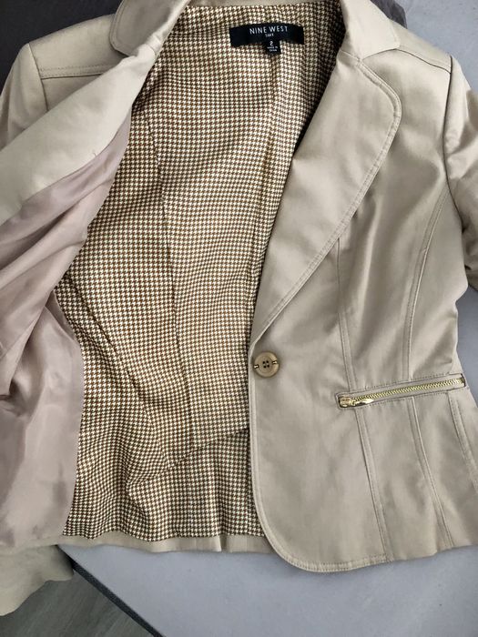 Costum Nine West, marimea 2.