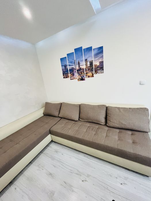 Ъглов диван (холова гарнитура)