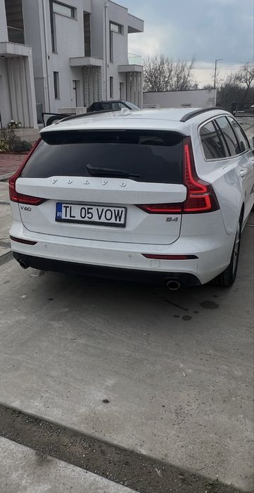 Volvo V60   B4 ,2.0 Mild Hybrid 197cp