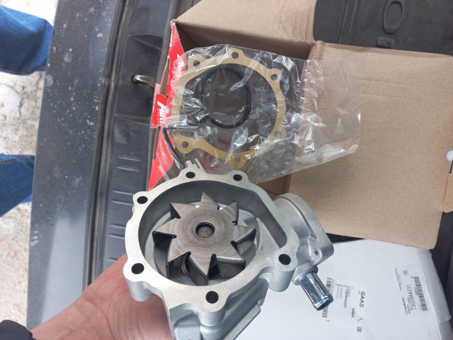 Помпа на субару двс 2л