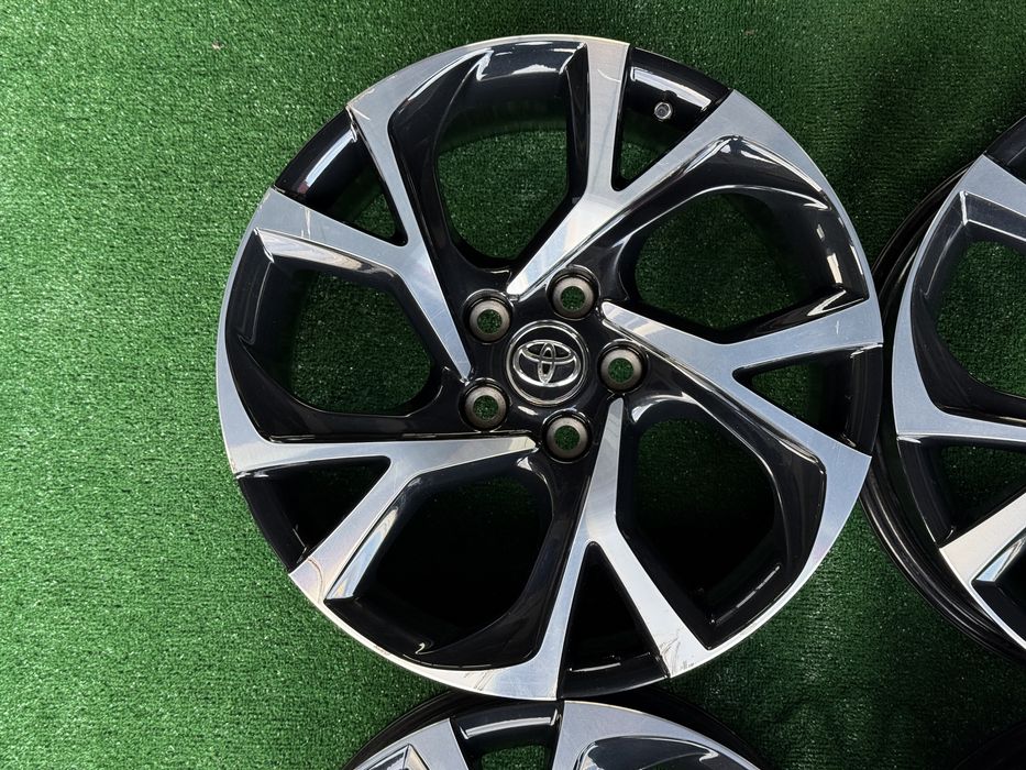 4бр. ОТЛИЧНИ 18” ОРИГИНАЛНИ Джанти 5х114.3 за -TOYOTA/LEXUS/SUZUKI- 7Jx18H2, ET50
