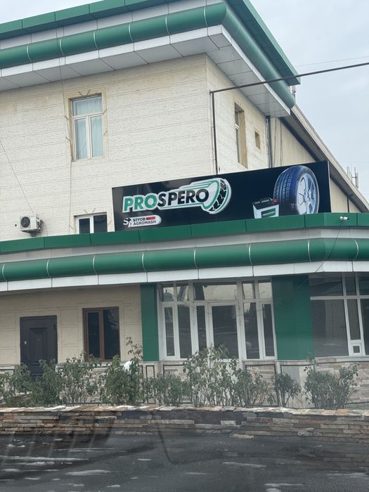 Reklama plakat sotiladi.