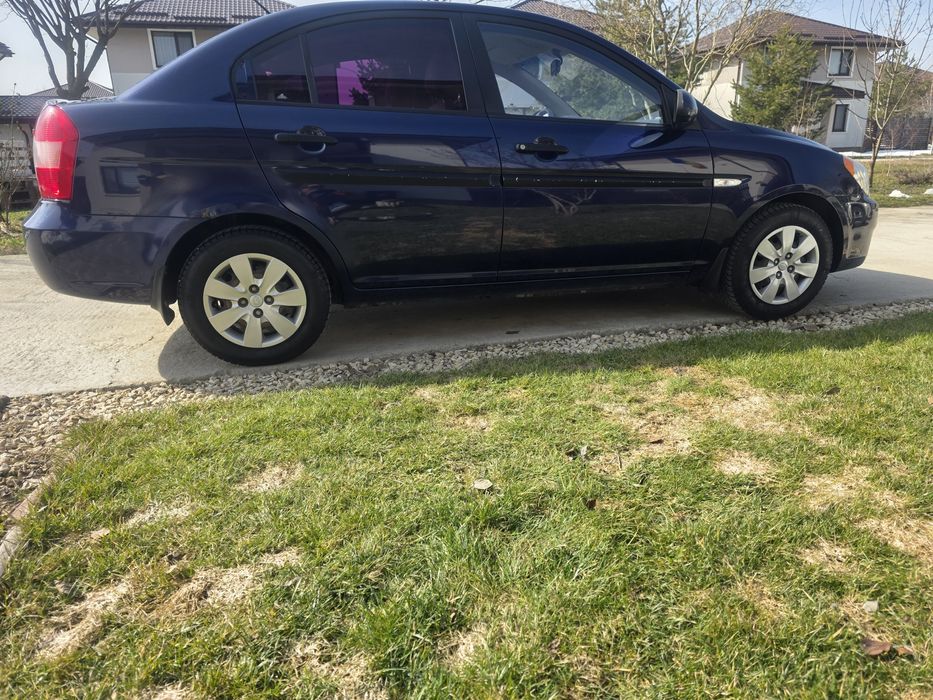 Hyundai Accent / 2009