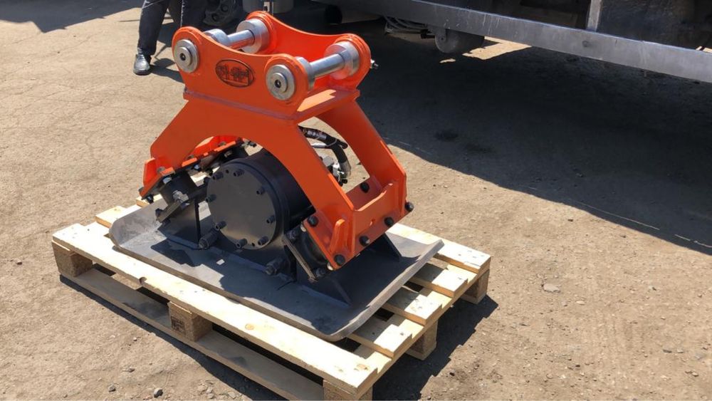 Вибротрамбовка для экскаватора