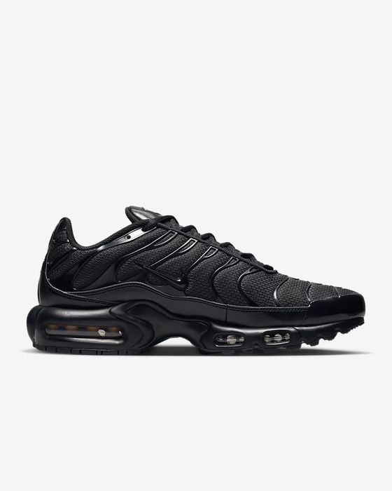 Nike Air Max Plus "Triple Black"