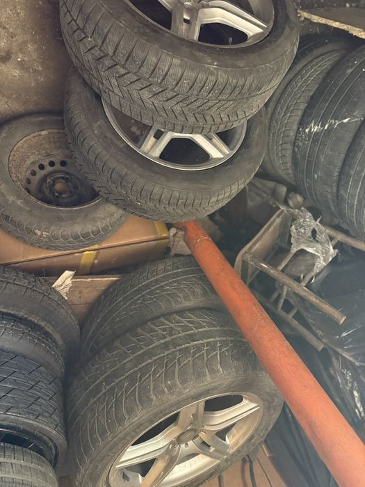 Гуми с джанти за Мерцедес 19ки