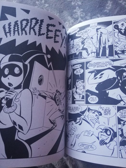 Комикс Batman: MAD Love - featuring Hartley Quinn