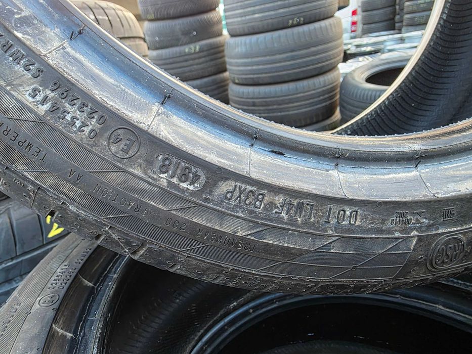 2бр Летни гуми 225 45 18 - Continental Runflat