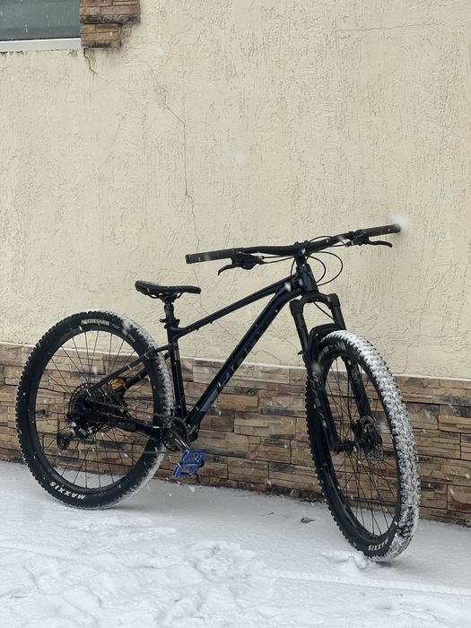 продам велосипед Giant Fathom 2023