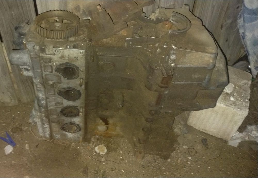 Запчасти на Рено Логан