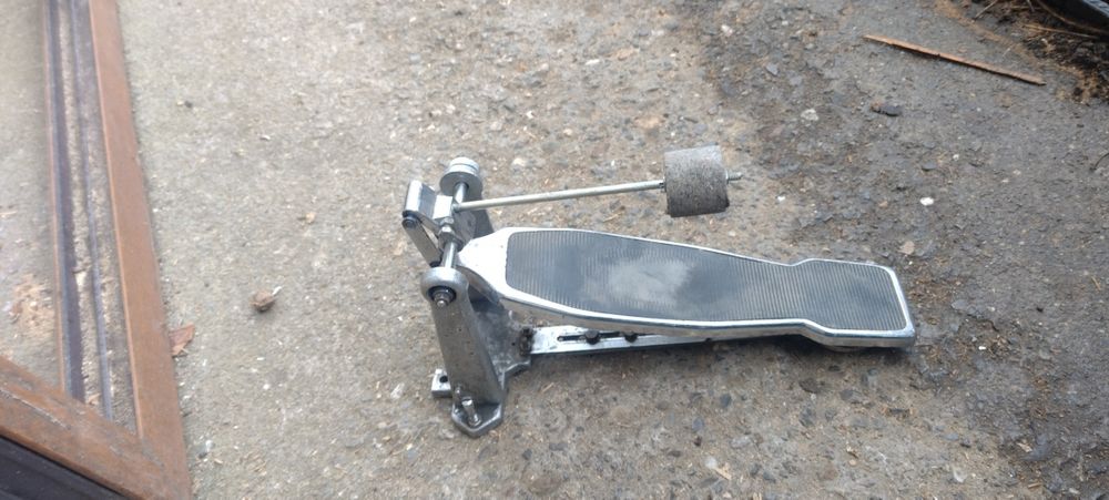 Стойка за барабани,стойка за чинели,стойка за ноти