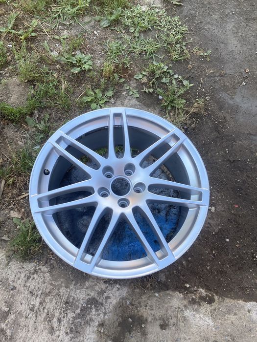 Negociabil!Vand jante Audi A SportBack S -line R 19 Quatro