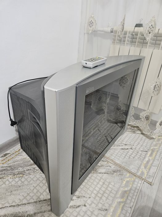 Телевизор JVC в хорошем состоянии