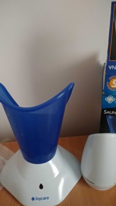 Vând saună facială.