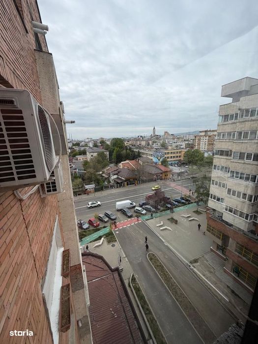 Vand Apartment 3 camere Bulevardul Uniri