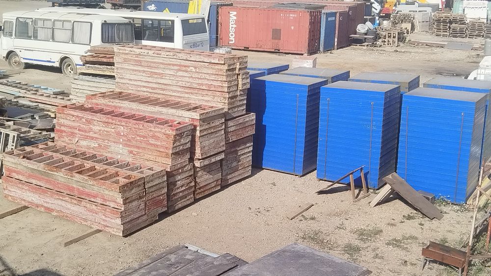 Продам опалубку стеновую, колонны, леса