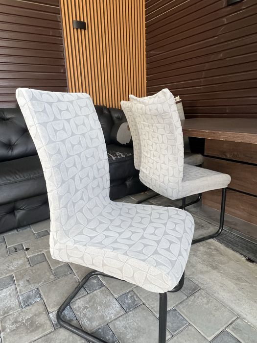 Стол с 5 стульями