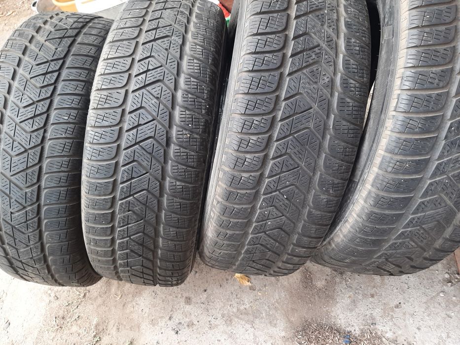 Продам шины 215/65/16 пирелли