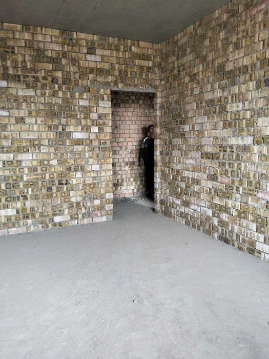 Срочно...Сергели индекс бозори оркасида греен хоусе 1 хона 5-этаж