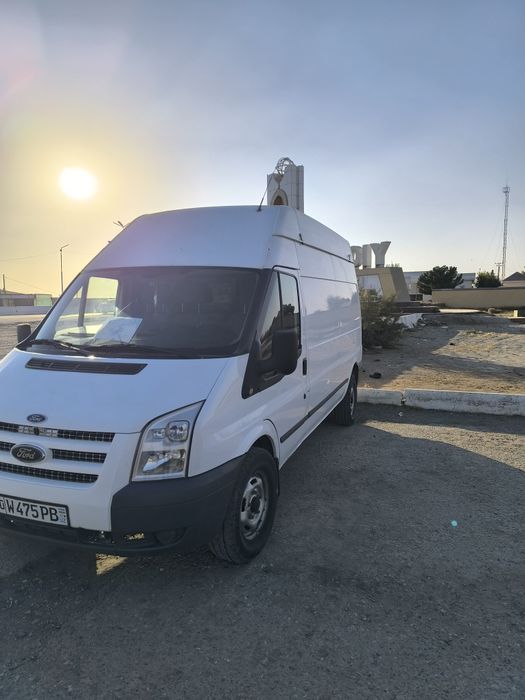 Ford transit 2010 год