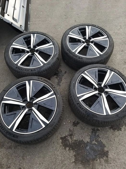 Vand Set 4 x Jante pentru Peugeot 308, Jante Aliaj Cu Cauciucuri Michelin 225/40R18, cod: 9835058180