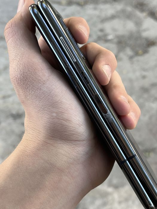 Продам samsung z fold 1